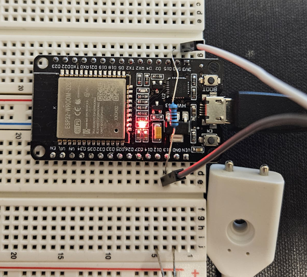 breadboard view with binary water sensor
